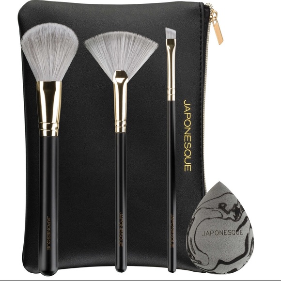 Japonesque Other - JAPONESQUE Radiance Brush and Sponge Set